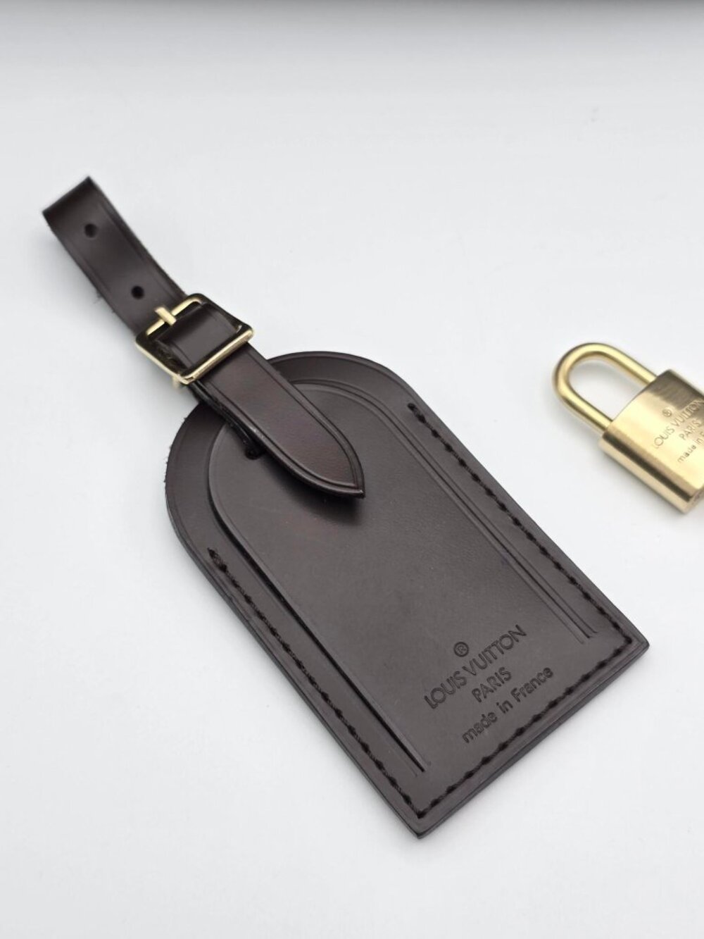 Authentic Louis Vuitton Brown Luggage Tag & Gold Padlock with Key-Made in France - Picture 11 of 14